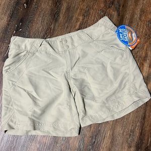 Columbia fishing shorts